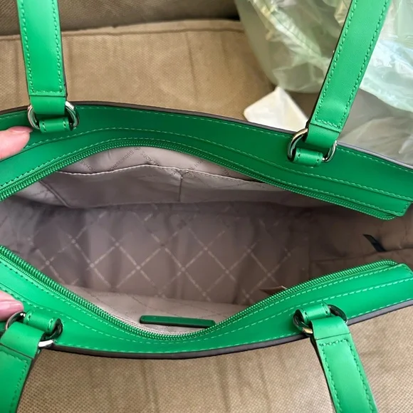 Palm Green Michael Kors Samira Large Pebbled Leather Tote Bag--"Palm Green" - Picture 7 of 8